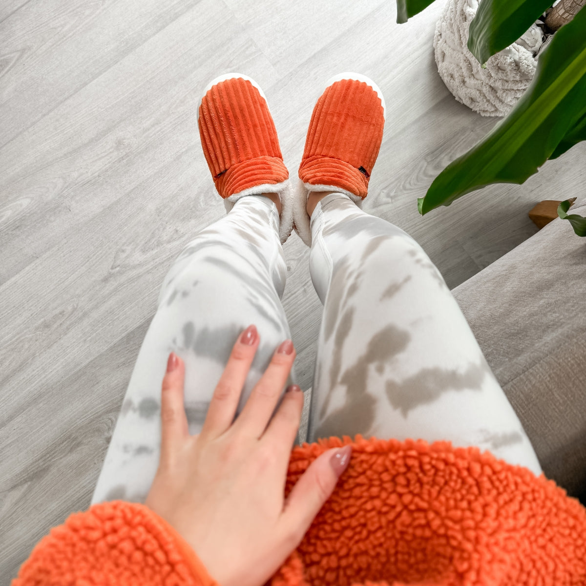 Aure Paris Slippers