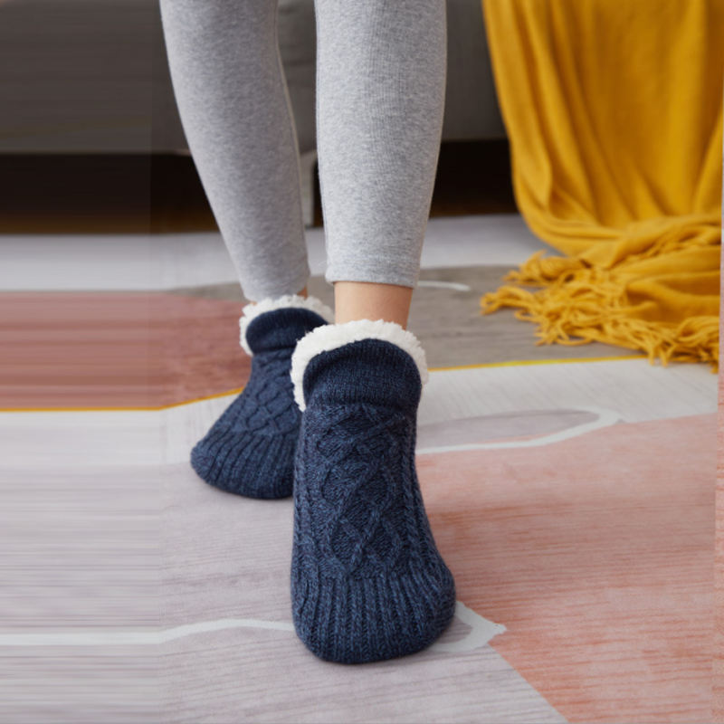 Aure Paris slipper-socks: Comfort and warmth for winter