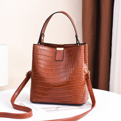Limited-time 50% off🔥Shiny crocodile-print handbag with gold hardware