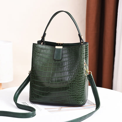 Limited-time 50% off🔥Shiny crocodile-print handbag with gold hardware