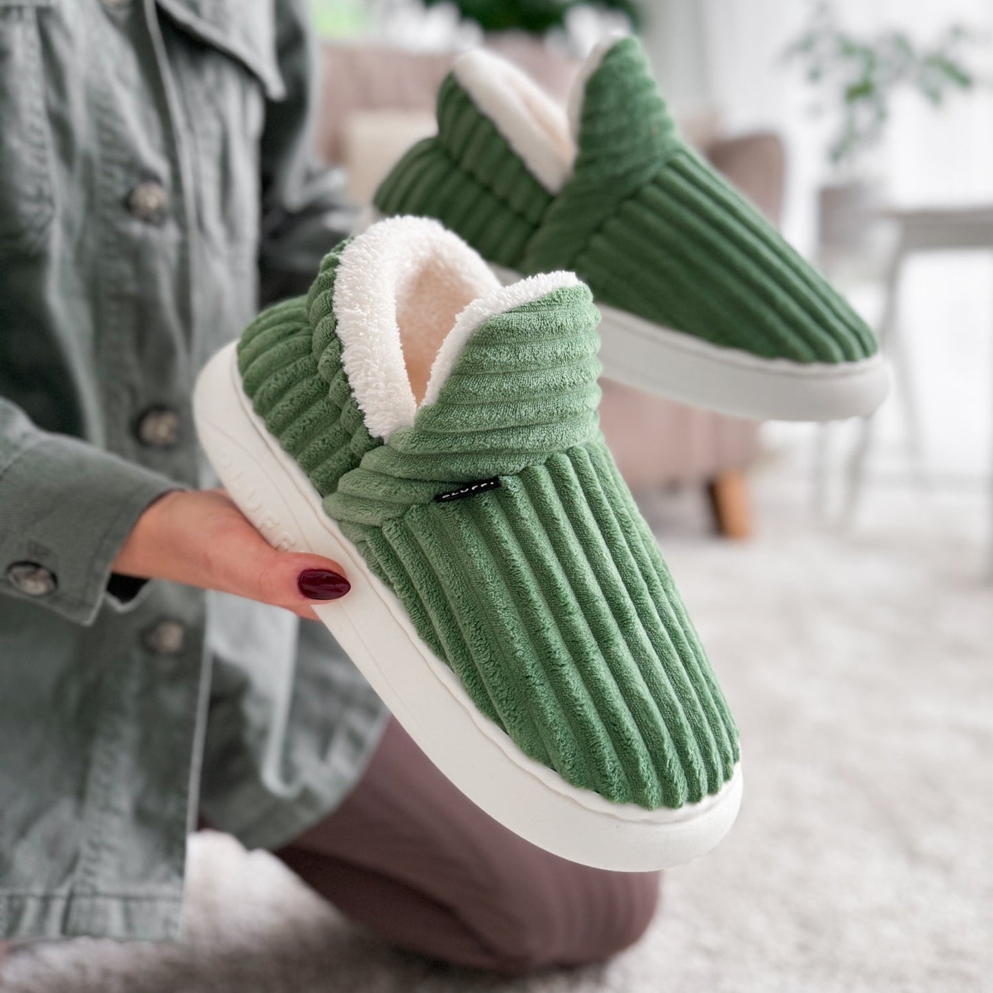 Aure Paris Slippers
