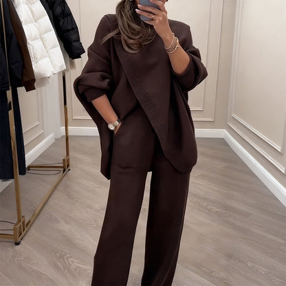 Women's 2-piece set – Asymmetrical sweater with wide-leg pants